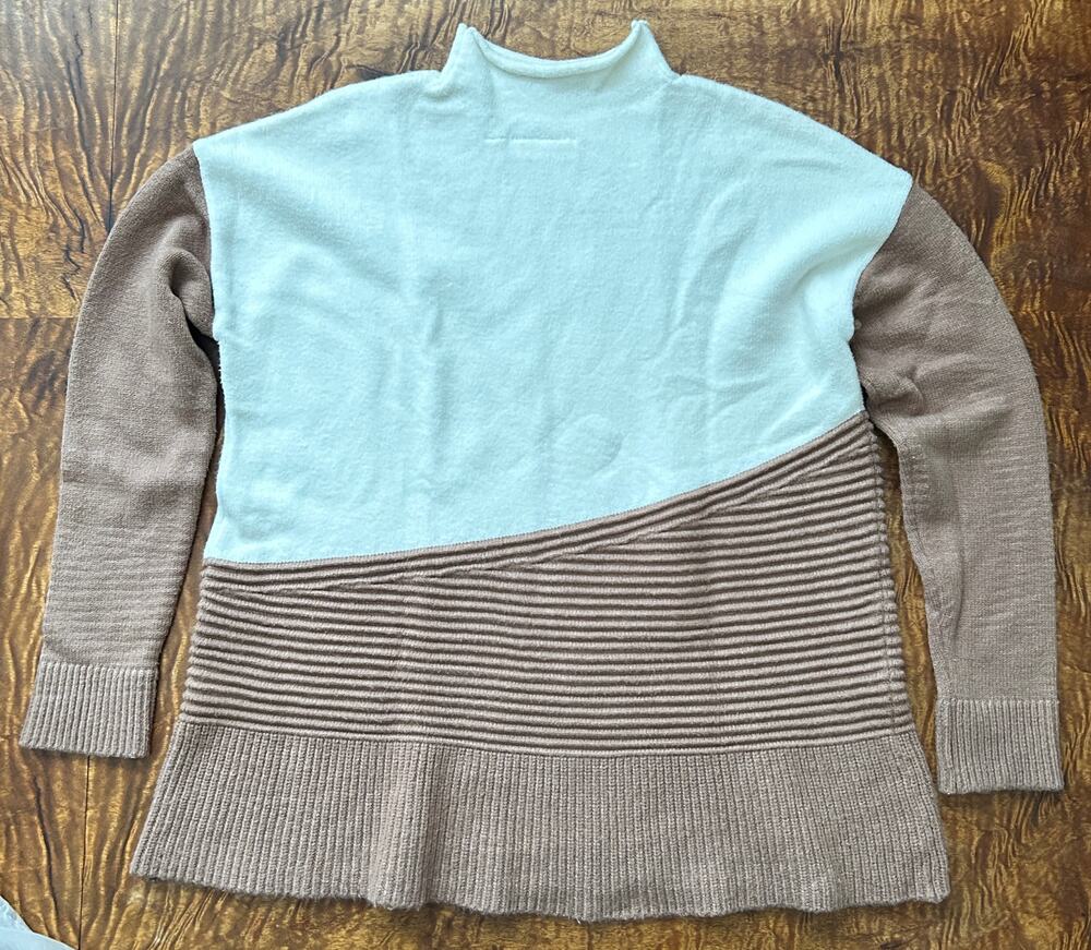 Rafaella women's sz S ribbed mock neck tunic sweater pullover cream & brown